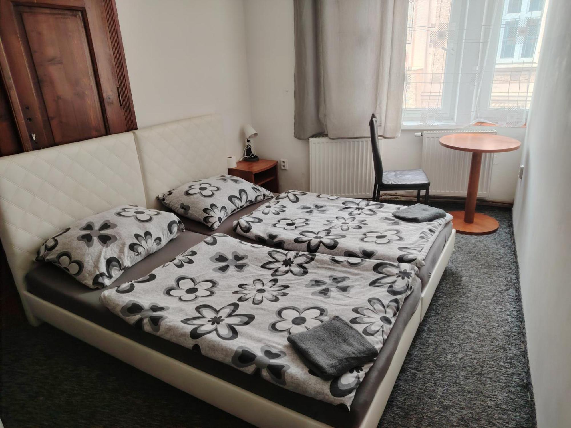 Centrum Ostrava - Rooms ภายนอก รูปภาพ